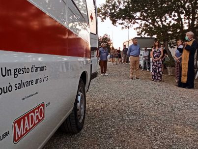Consegna ambulanza alla sede operativa di San Demetrio Corone