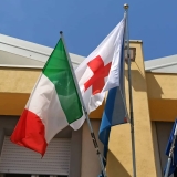 Bandiera Croce Rossa su Comune di Villapiana (CS)
