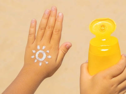 Protezione solare -Crema solare - Consigli utili e applicazione